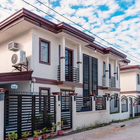 Two Story 87 Sqm Fully Air-Conditioned House In Babag 2, Мактан Экстерьер фото